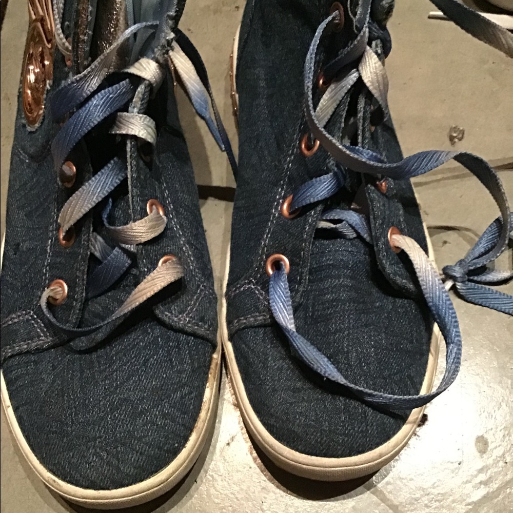 Blue Sketchers